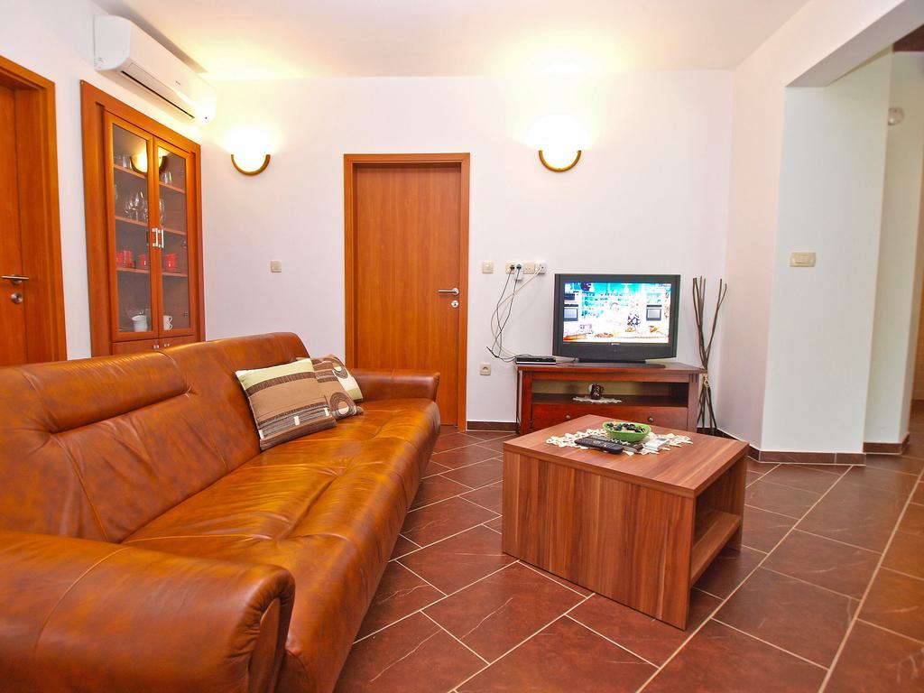 House Franko 1330 Villa Poreč Eksteriør billede