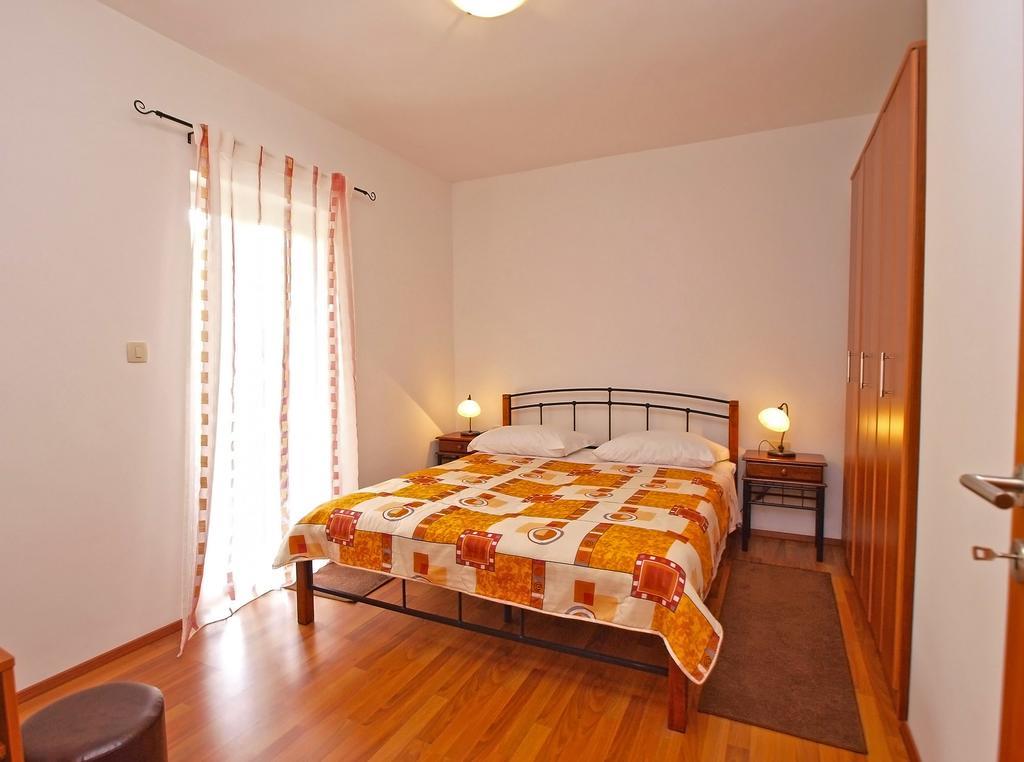House Franko 1330 Villa Poreč Eksteriør billede